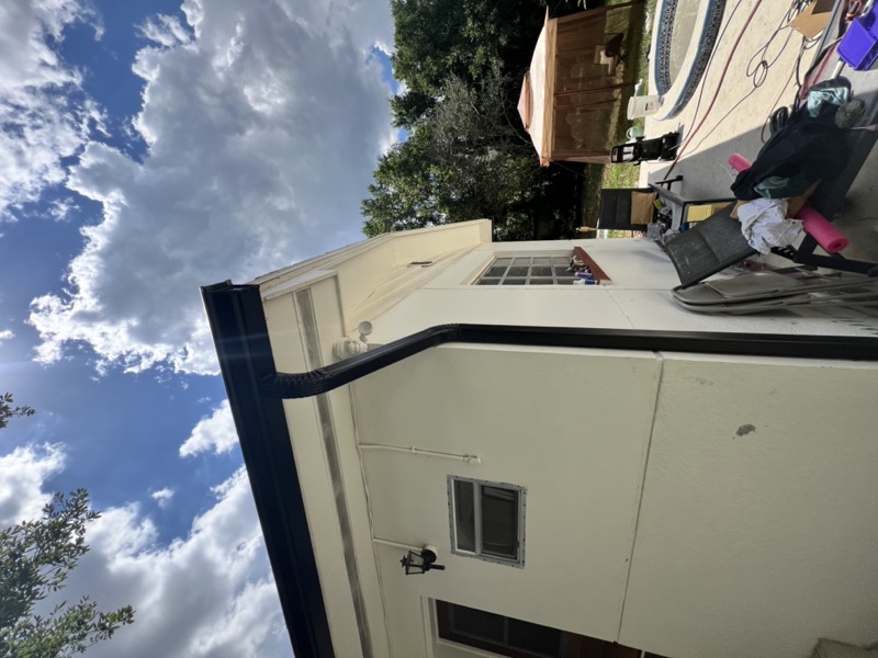 Custom gutter installation service Lakeland